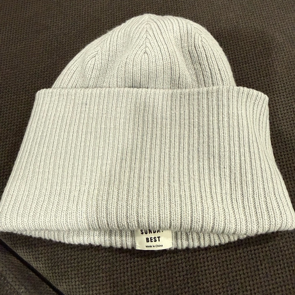 Sunday Best Light Gray Ribbed toque - Picture 2 of 4
